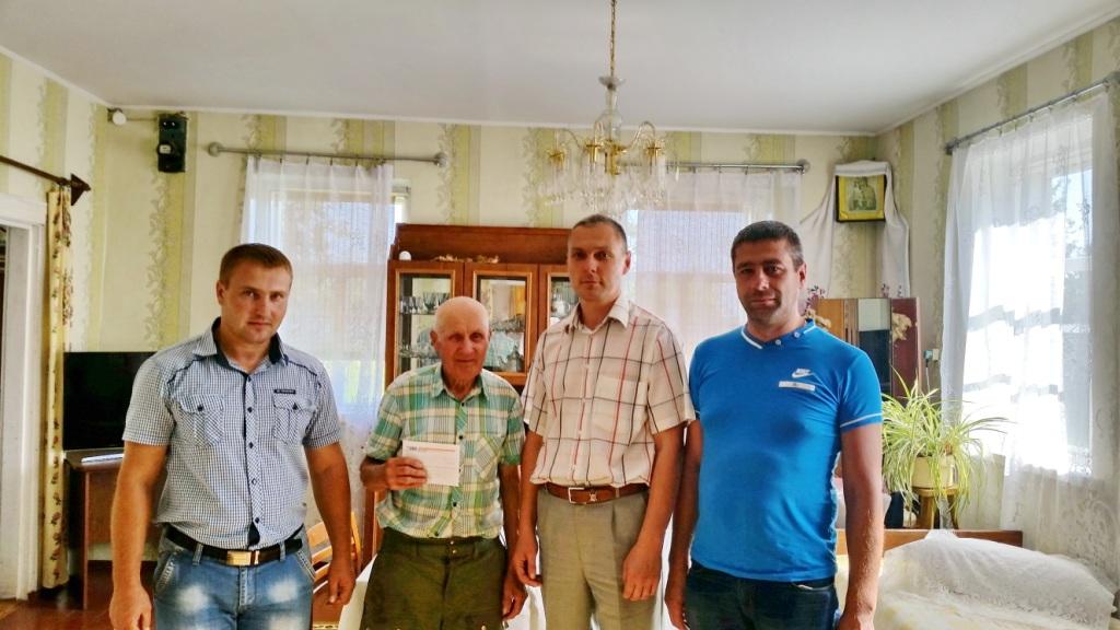 Фото 90 лет ветерану