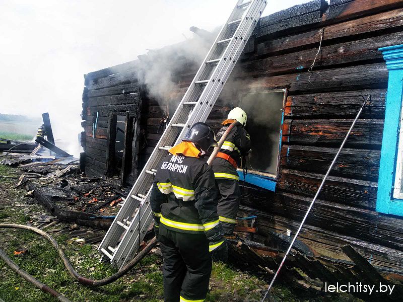 Фото спасение на пожаре 0